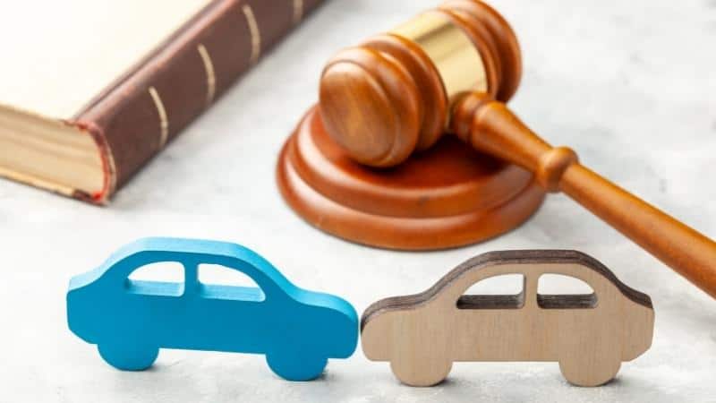 How to hire a car accident lawyer