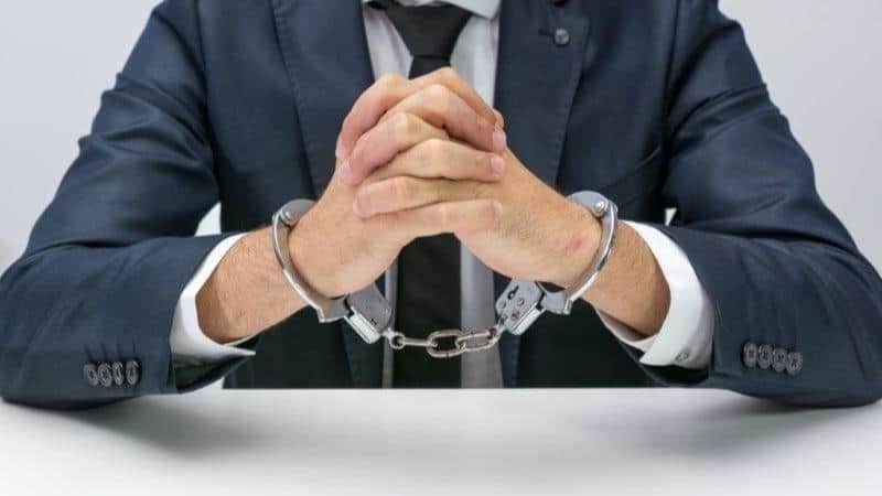 Penalties for impersonating a lawyer