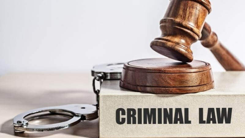 Why do criminal defense lawyers bill by the hour